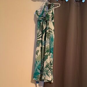 Cupshe Green and White Leaf Print Halter Dress
